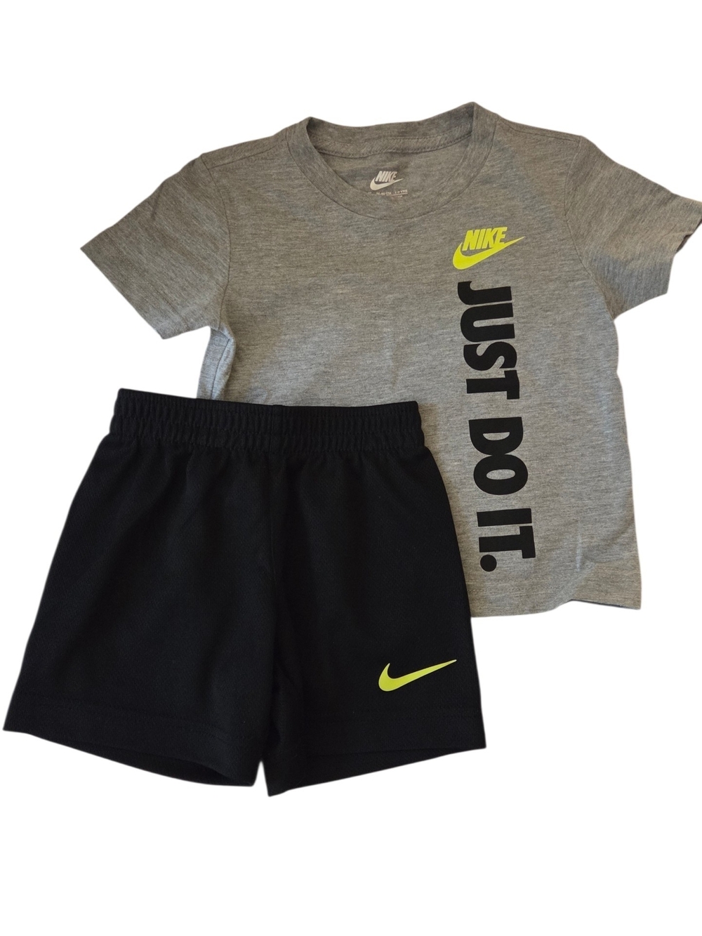 Nike Short Sleeve Tshirt Shorts Set